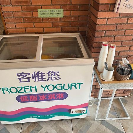 Hua Xiang Hotel -Zouying Kaohsziung Kültér fotó