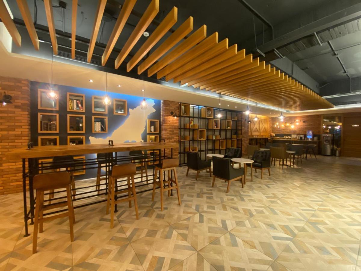 Hua Xiang Hotel -Zouying Kaohsziung Kültér fotó