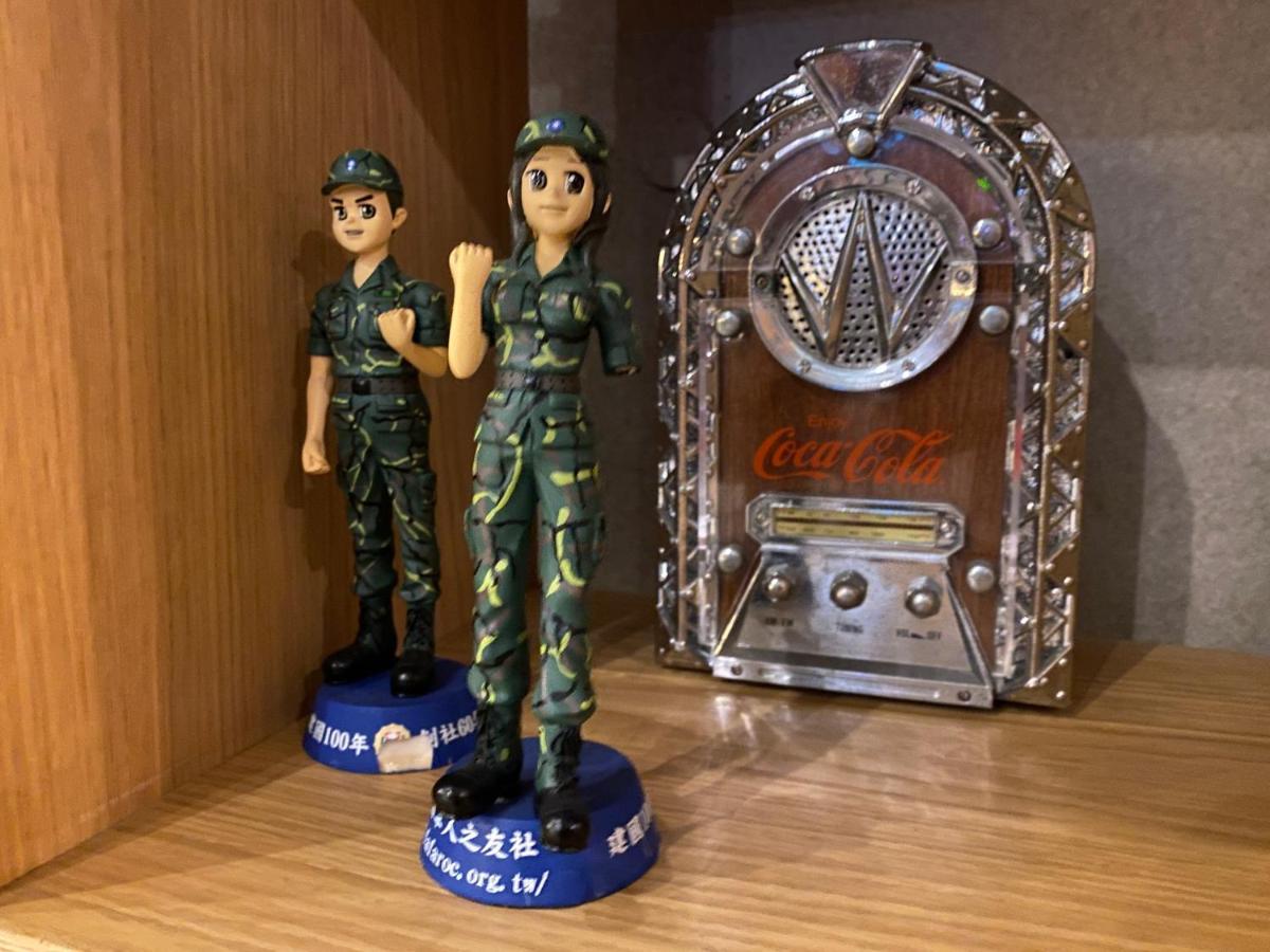 Hua Xiang Hotel -Zouying Kaohsziung Kültér fotó