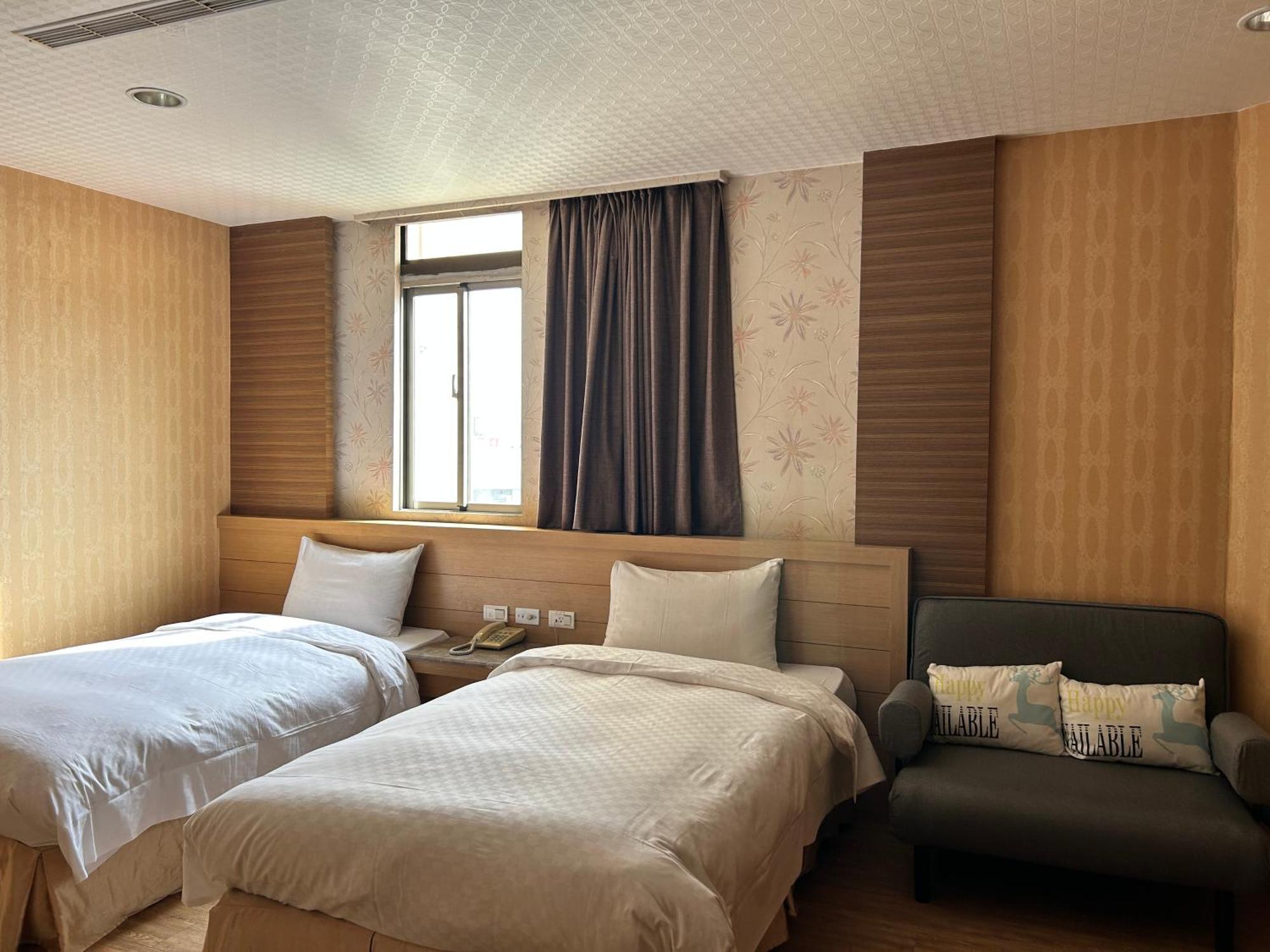 Hua Xiang Hotel -Zouying Kaohsziung Kültér fotó